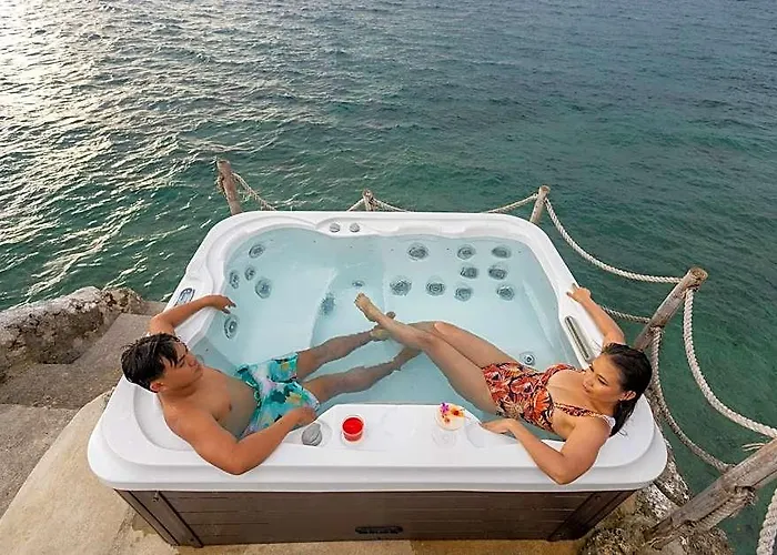 Casa Cliff & 4*